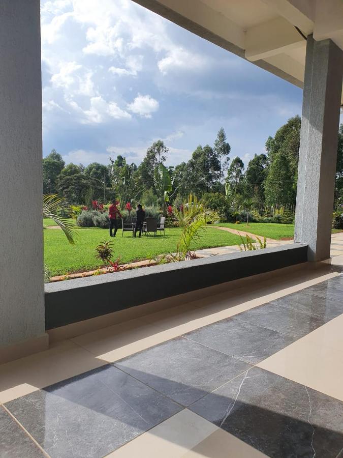 The Willis Hotel, Bomet Exterior foto